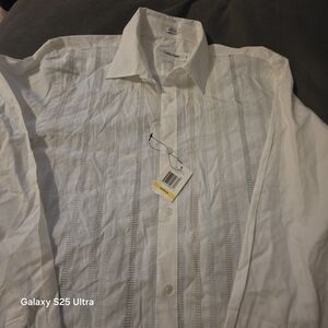 B003 Calvin Klein Textured White Dress Shirt